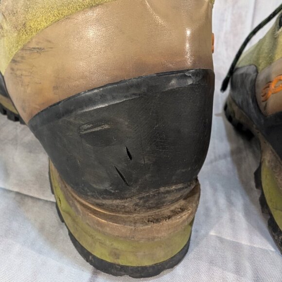 SCARPA Hiking Mountaineering Boots - US Women's 7.5 - Picture 6 of 11